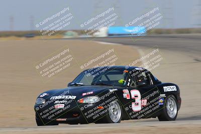 media/Oct-29-2022-CalClub SCCA (Sat) [[e05833b2e9]]/Race Group 3/Qualifying (Outside Grapevine)/